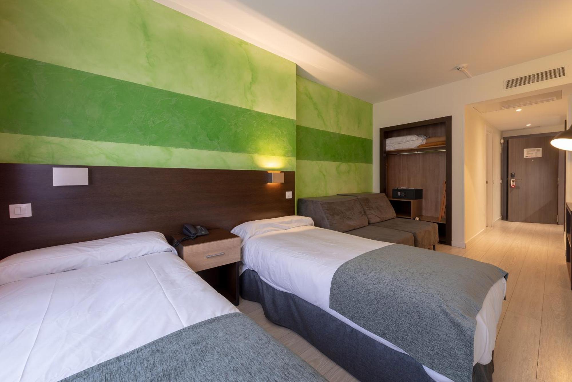 Apartamentos Recoletos Madrid Ruang foto